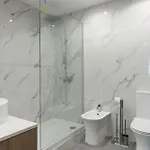 Апартаменты Miral Beachside 4 - By Hd *