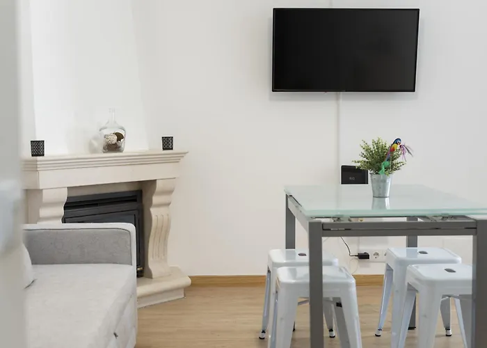 Miral Beachside 4 - By Hd 알부페이라